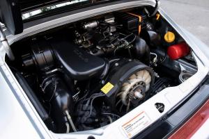 Porsche 911 Carrera RS 3.6 Touring 1992 года  (WW)